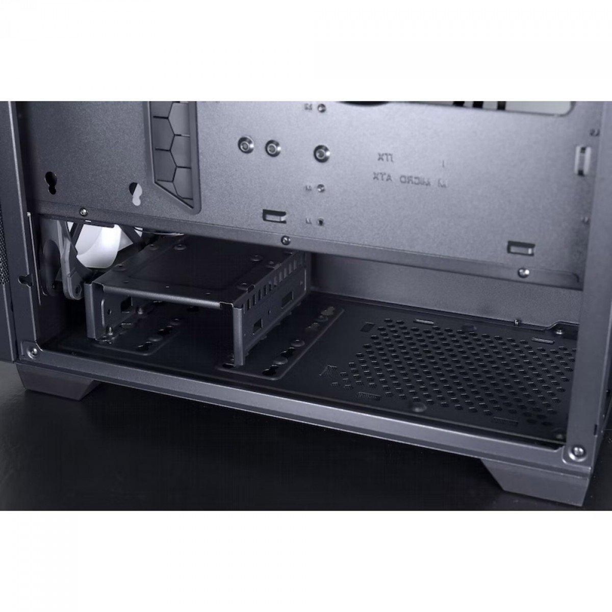 Gabinete Compacto Lian Li Lancool 205M, Mesh, Com 2 Fans ARGB, Micro ATX, Vidro Temperado, Preto - Imagem 6