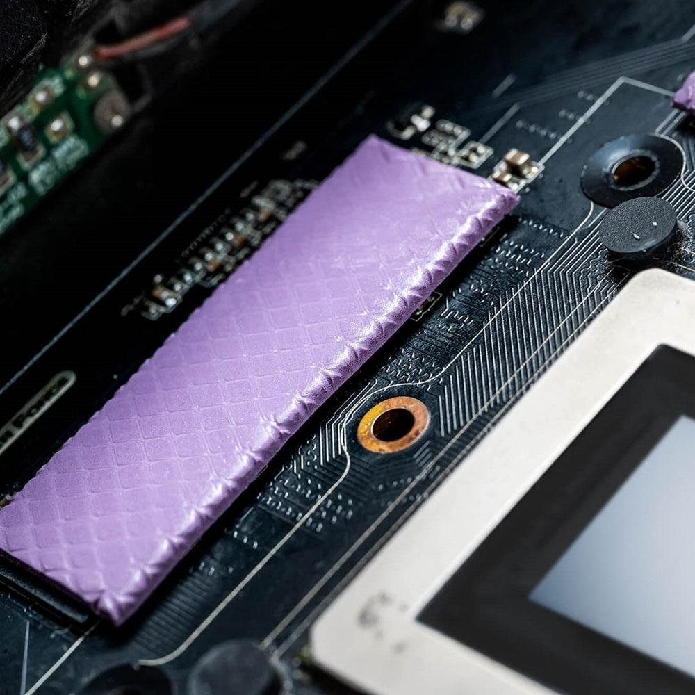 Thermalpad (Almofada Térmica) Cooler Master, 0.5mm, 95x45mm, Condutividade 13.3 W/M.K, Dupla Face, Roxo - TPX-NOPP-9005 - Imagem 4